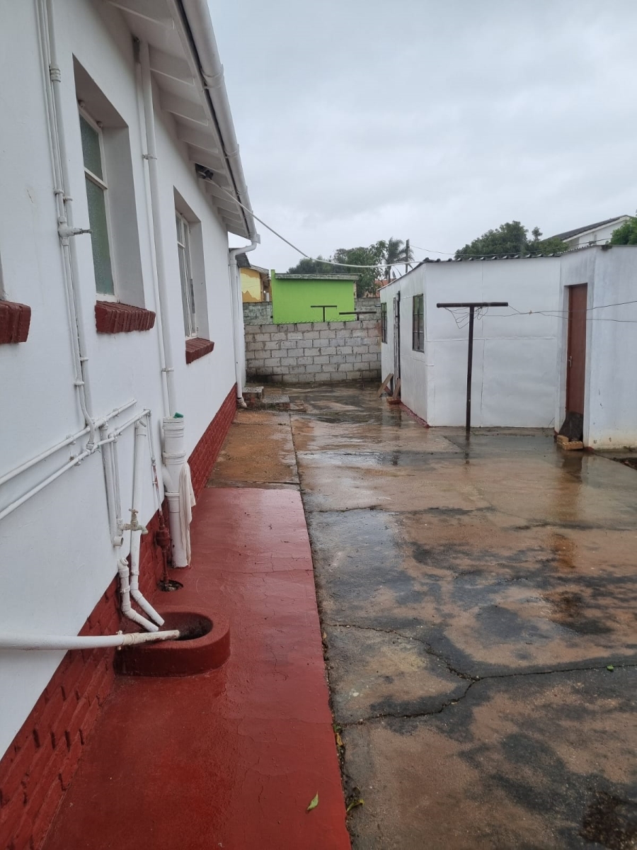 3 Bedroom Property for Sale in Kwa Nobuhle Eastern Cape